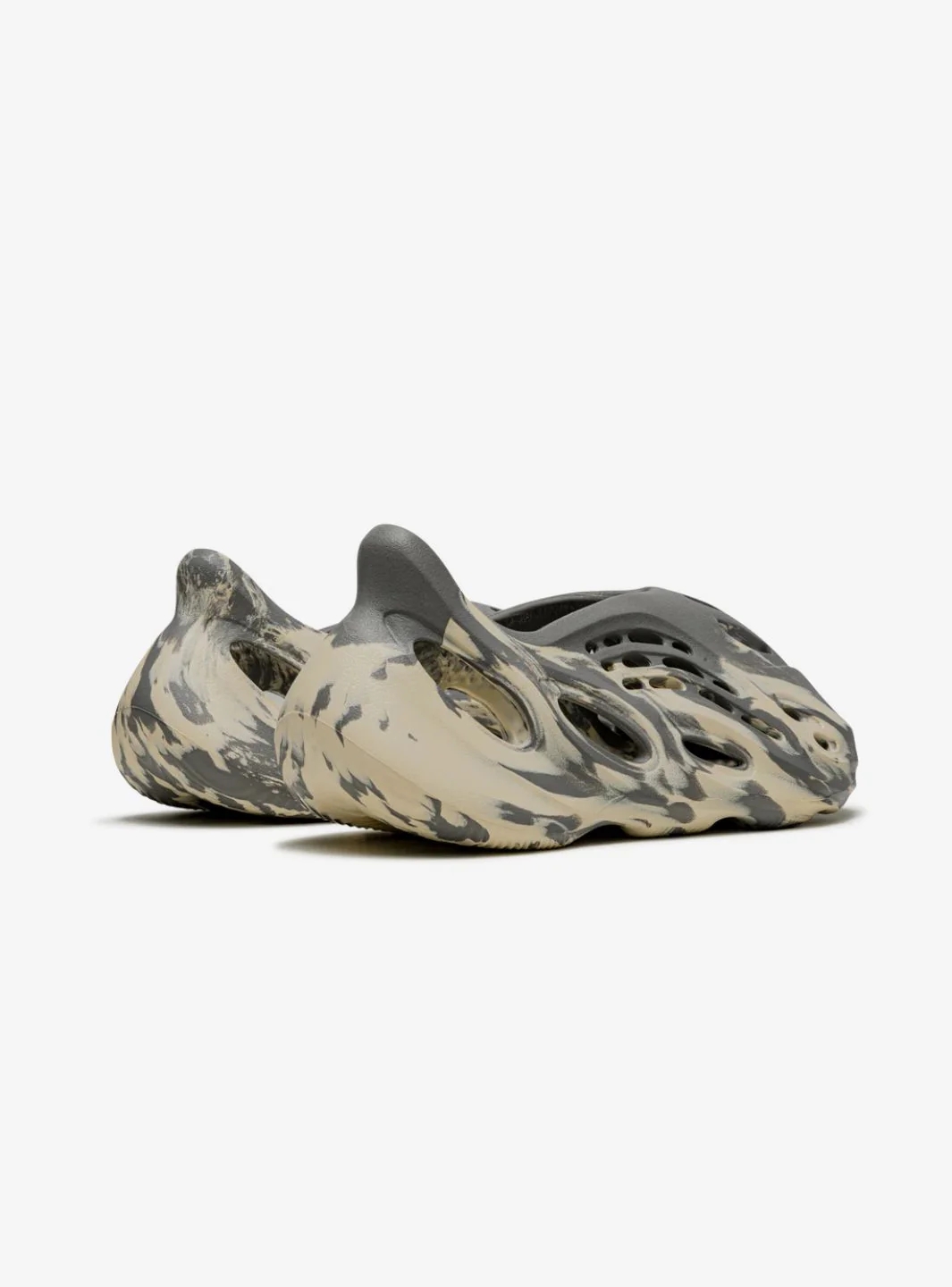 Adidas Yeezy Foam RNNR MXT Moon Gray - Image 3