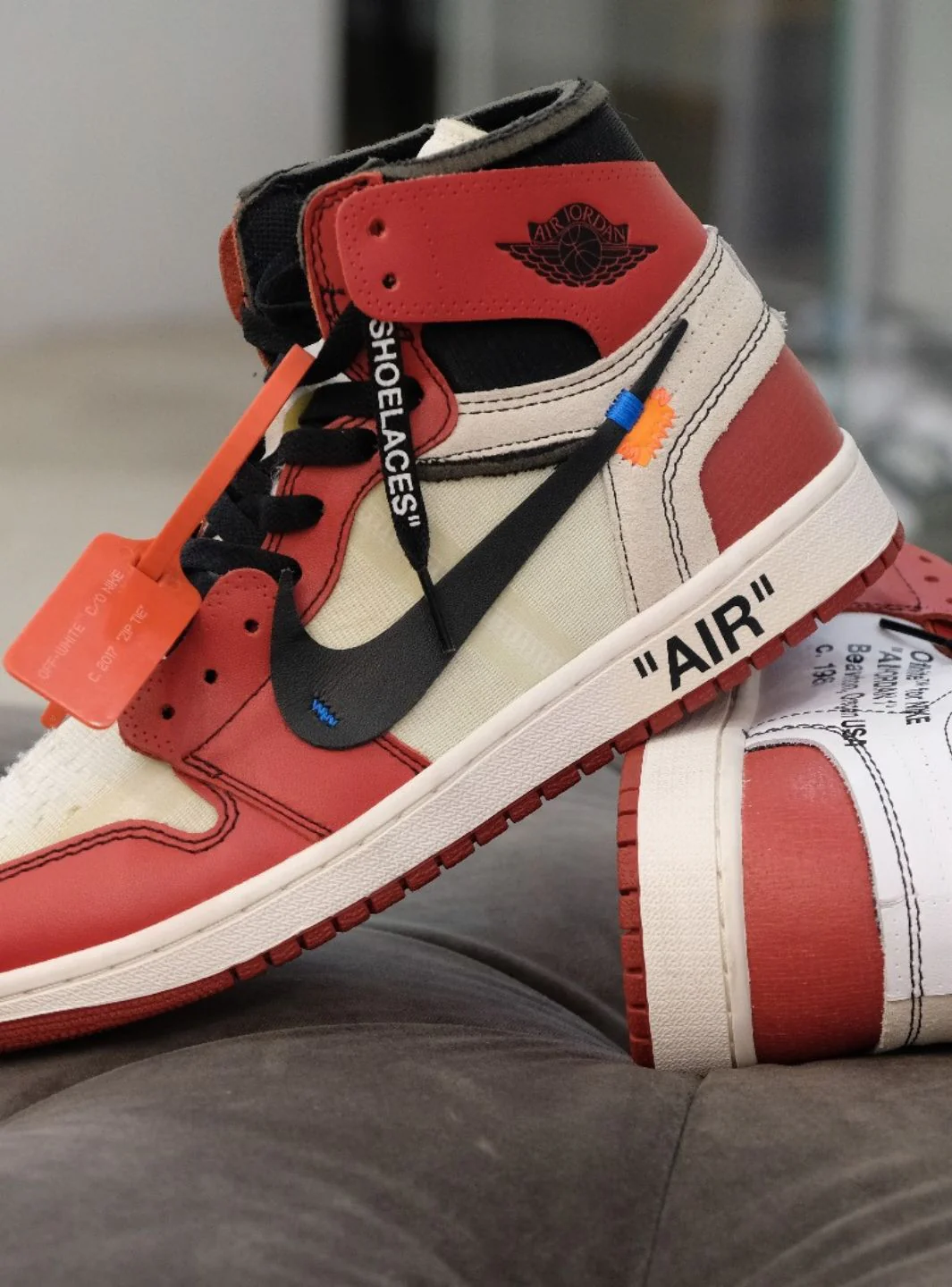Air Jordan 1 Retro High Off-White Chicago - Image 8