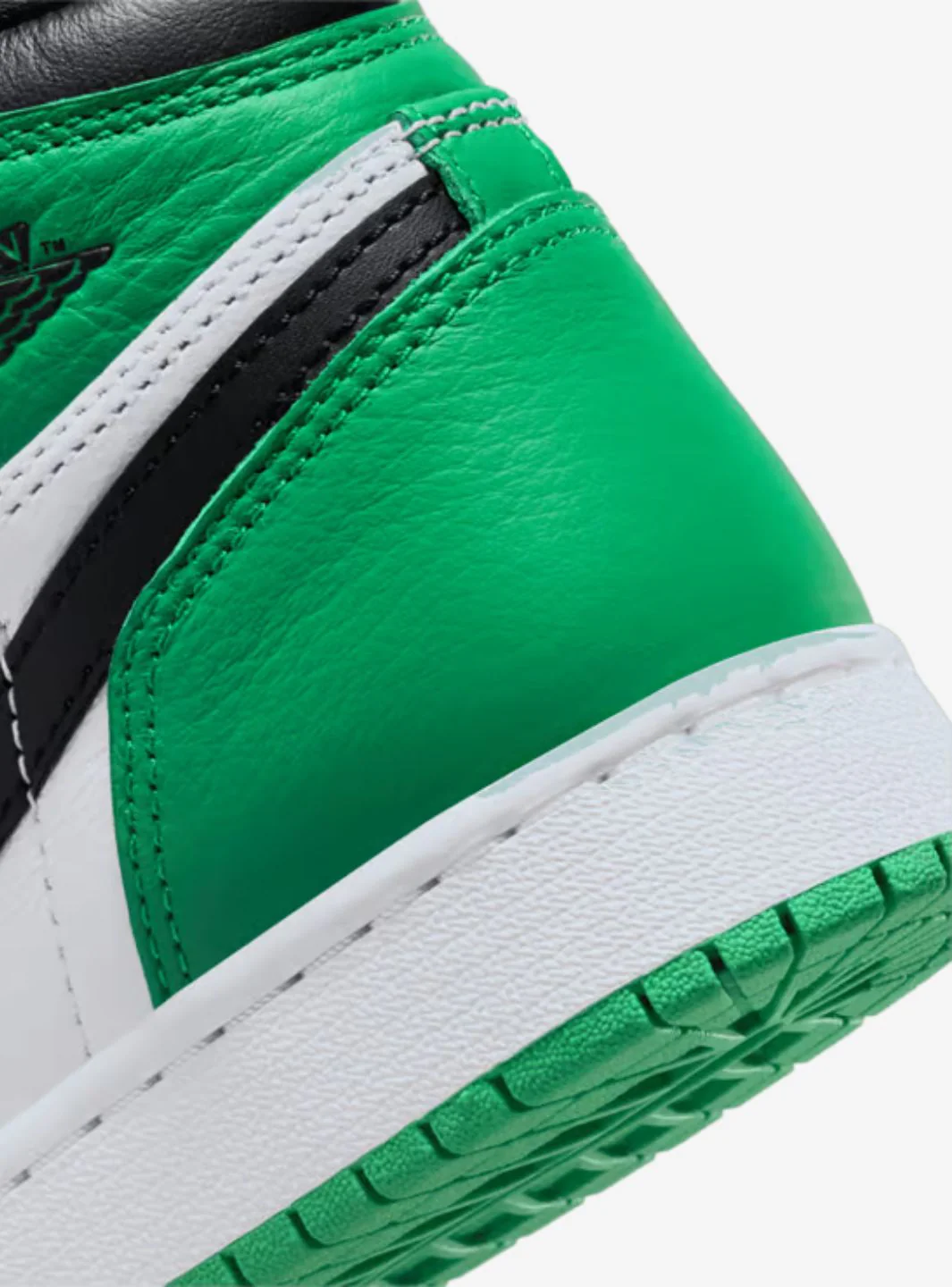 Air Jordan 1 Retro High OG Lucky Green (GS) - Image 6