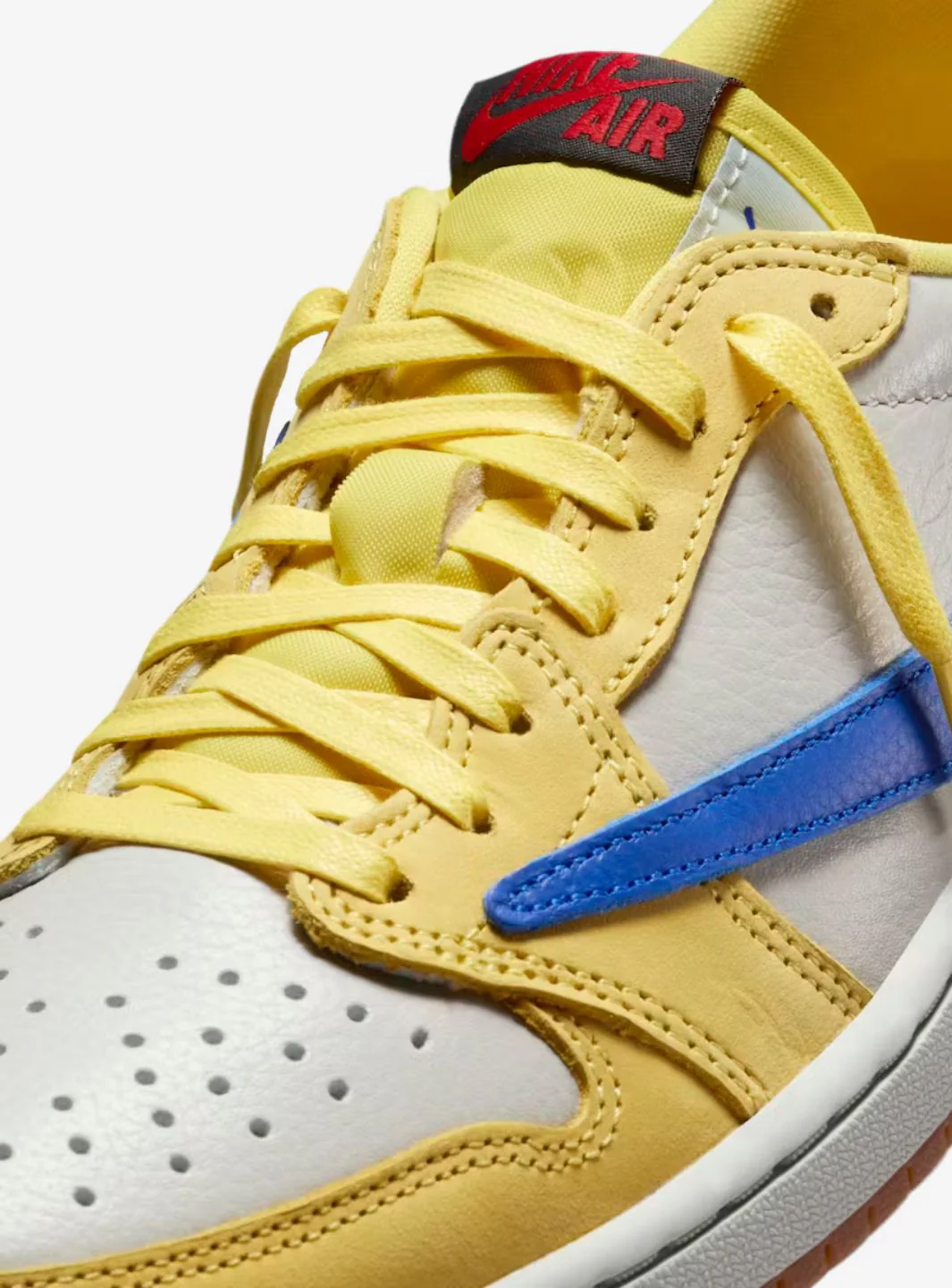 Air Jordan 1 Retro Low OG SP Travis Scott Canary - Image 3