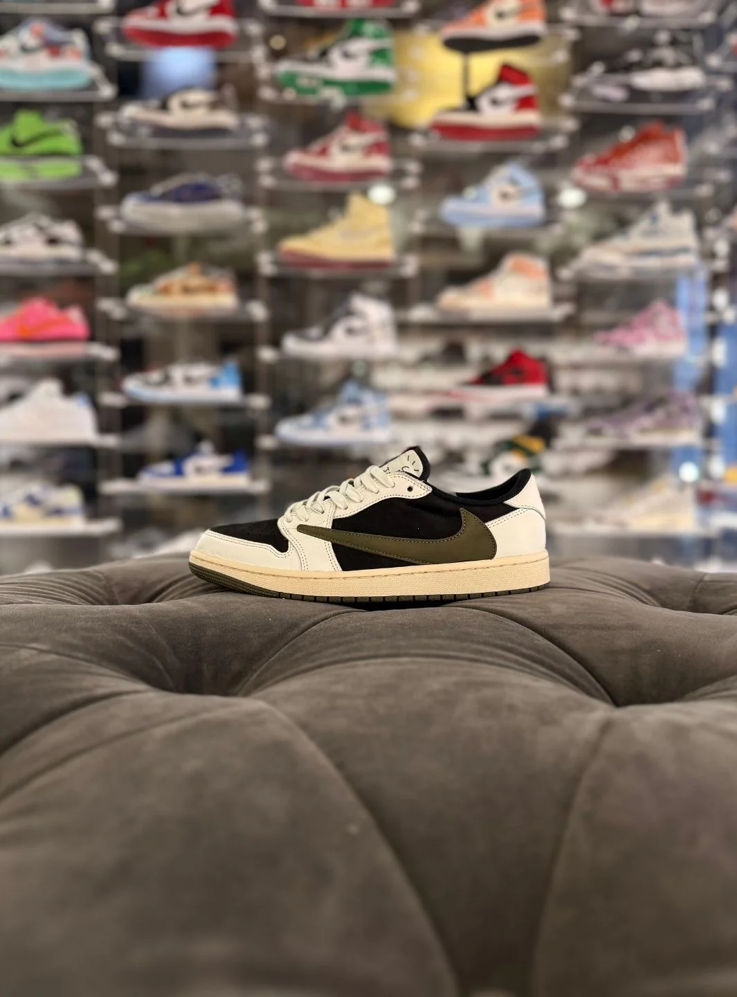 Air Jordan 1 Retro Low OG SP Travis Scott Olive - Usato 9.9/10