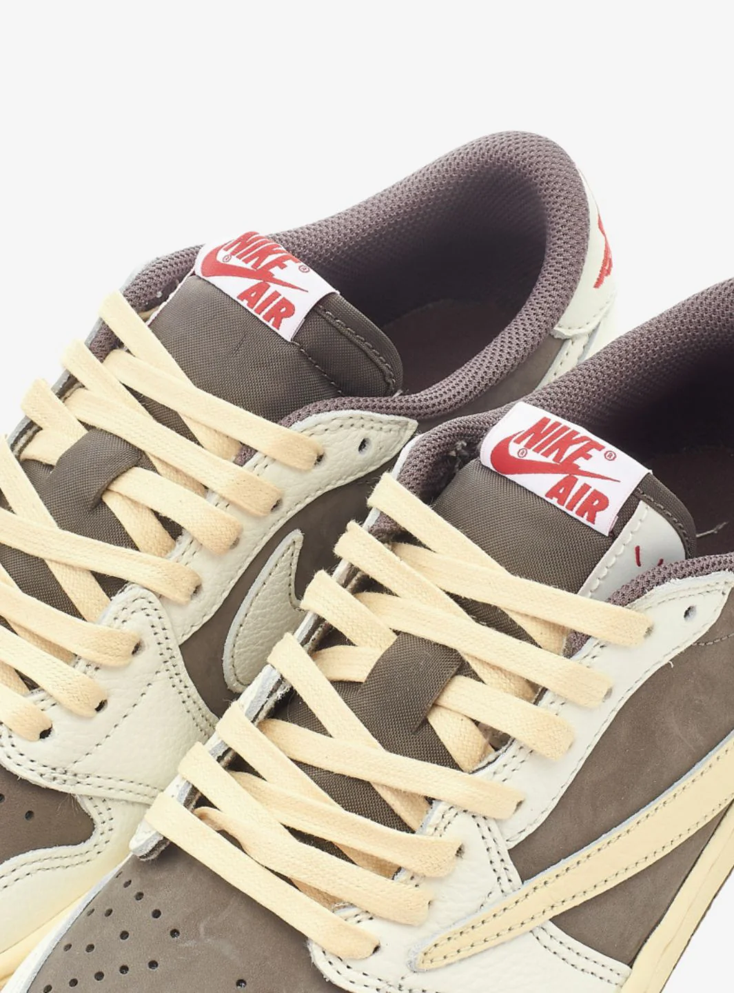 Air Jordan 1 Retro Low OG SP Travis Scott Reverse Mocha - Image 4