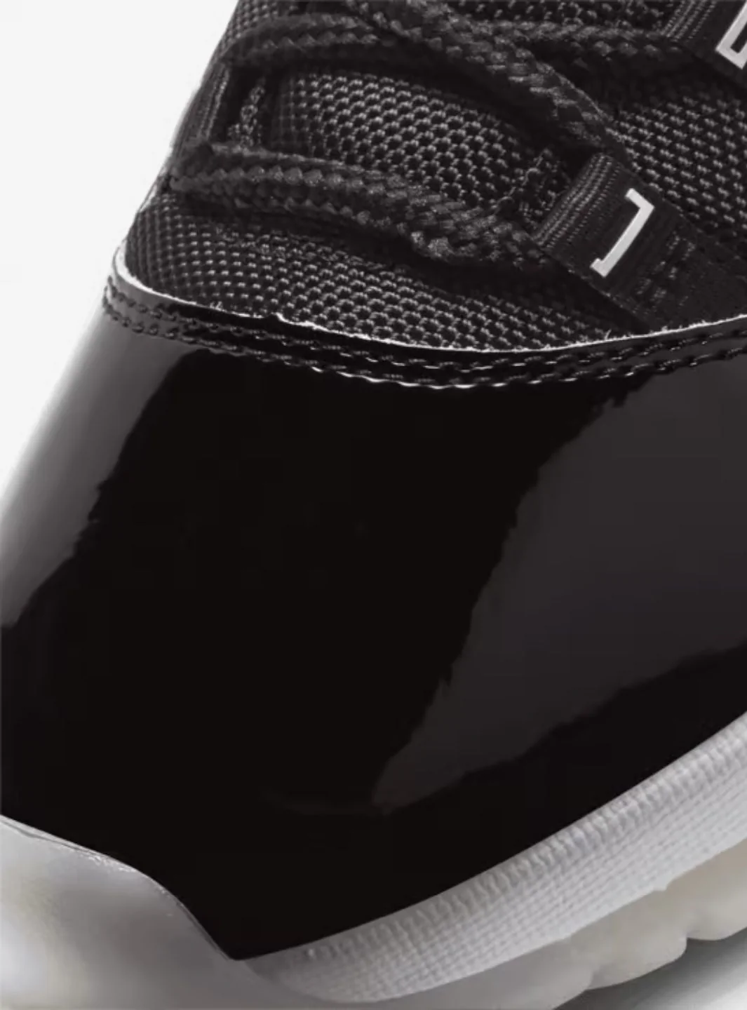 Air Jordan 11 Retro Jubilee 25th Anniversary - Image 3