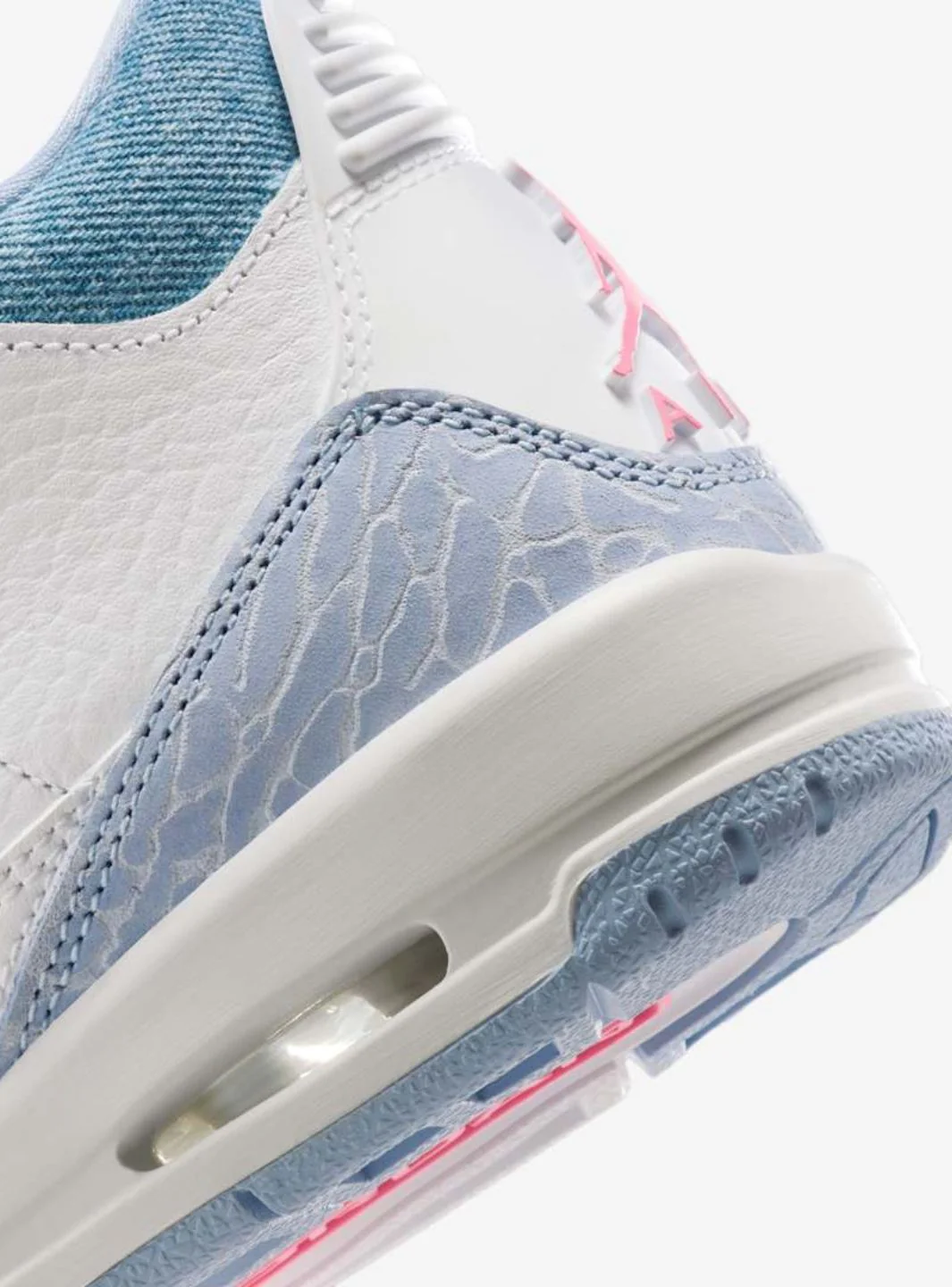 Air Jordan 3 Retro White Cobalt Bliss - Image 5