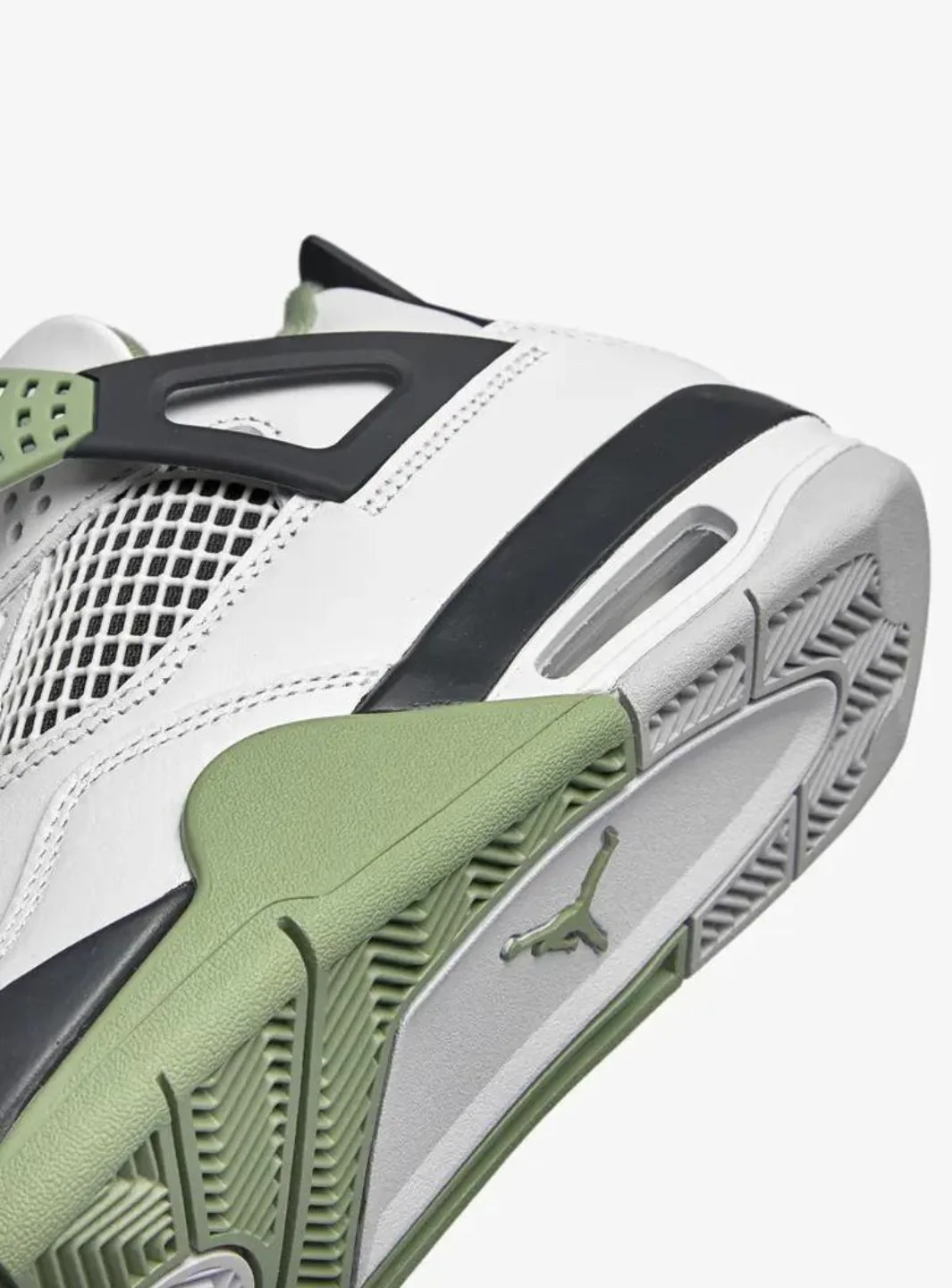 Air Jordan 4 Seafoam - Image 5