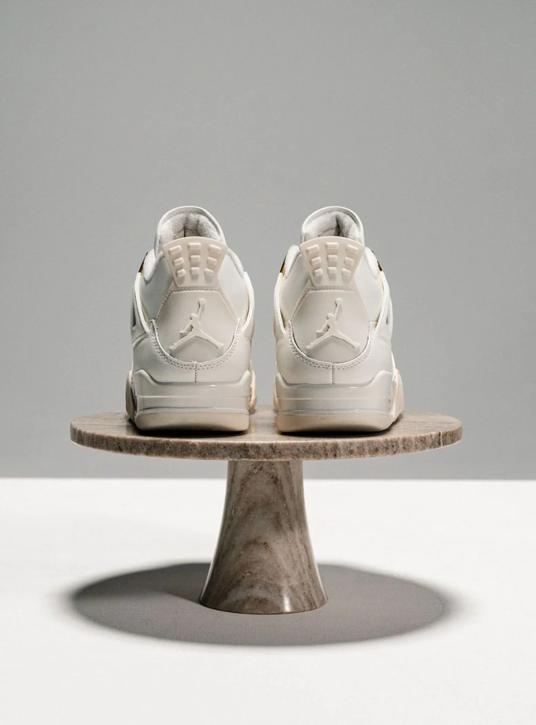 Air Jordan 4 Retro Metallic Gold - Image 11