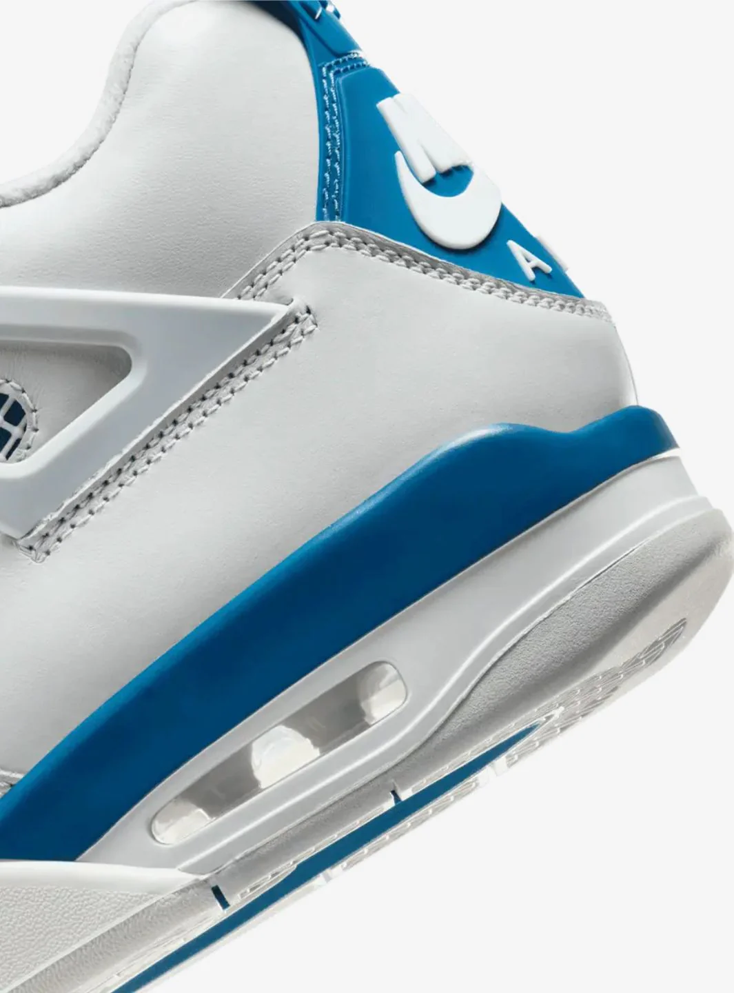 Air Jordan 4 Retro Military Blue (2024) - Image 4