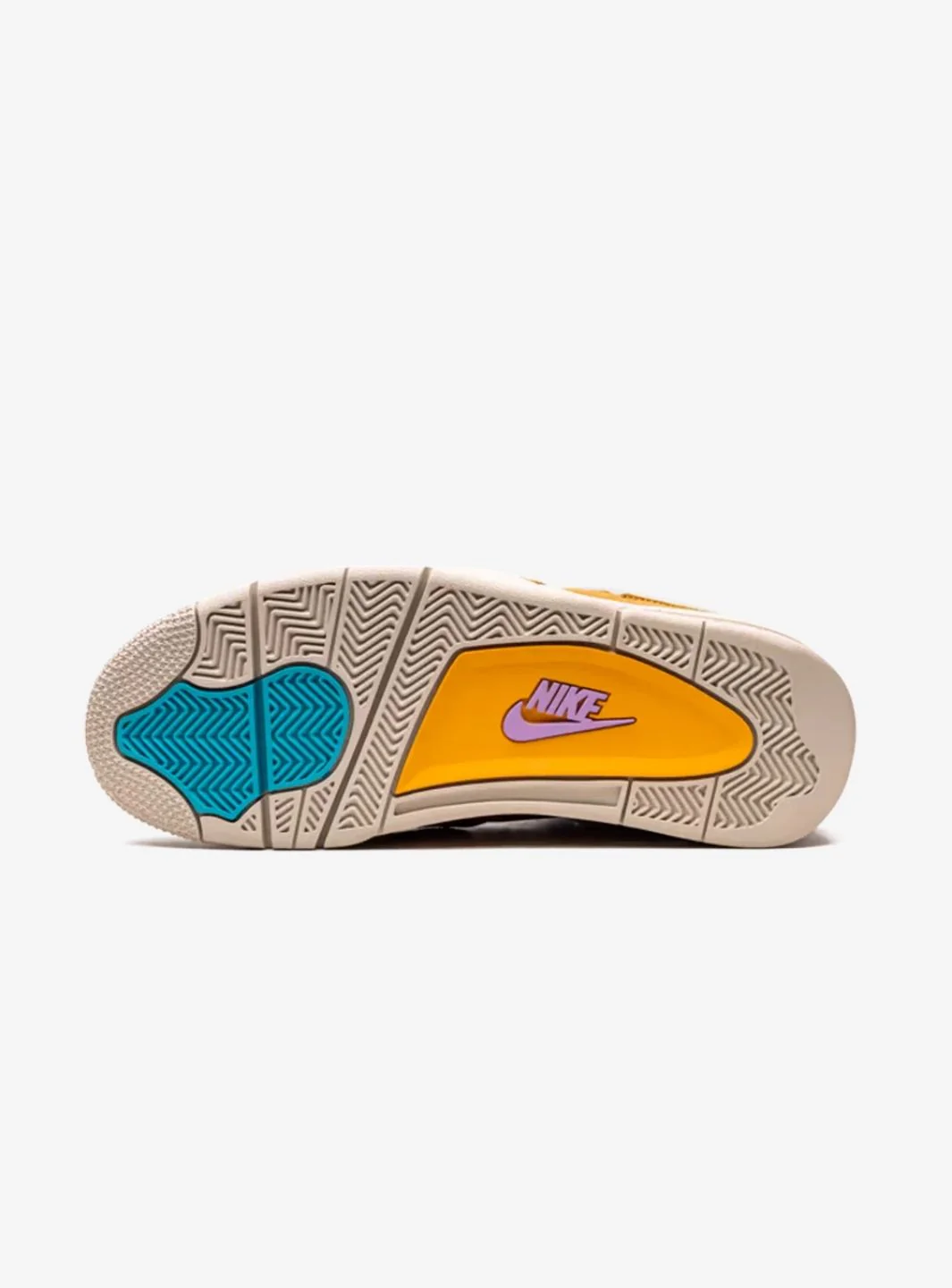 Air Jordan 4 Retro Union Desert Moss - Image 4
