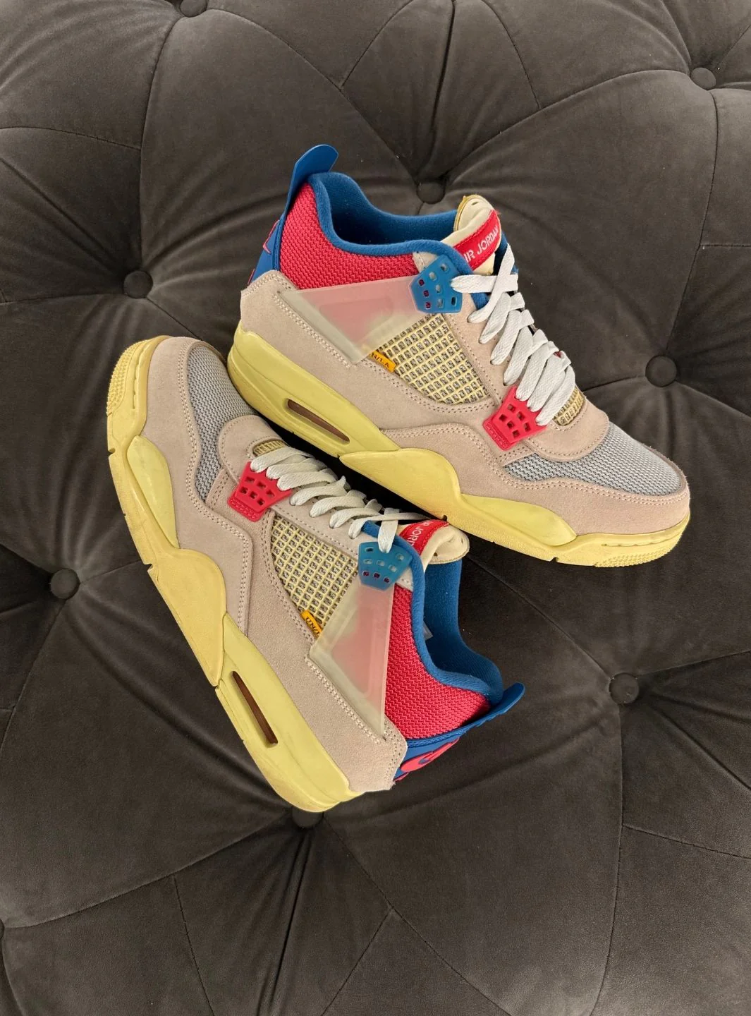 Air Jordan 4 Retro Union Guava Ice - Usato 9/10 - Image 2