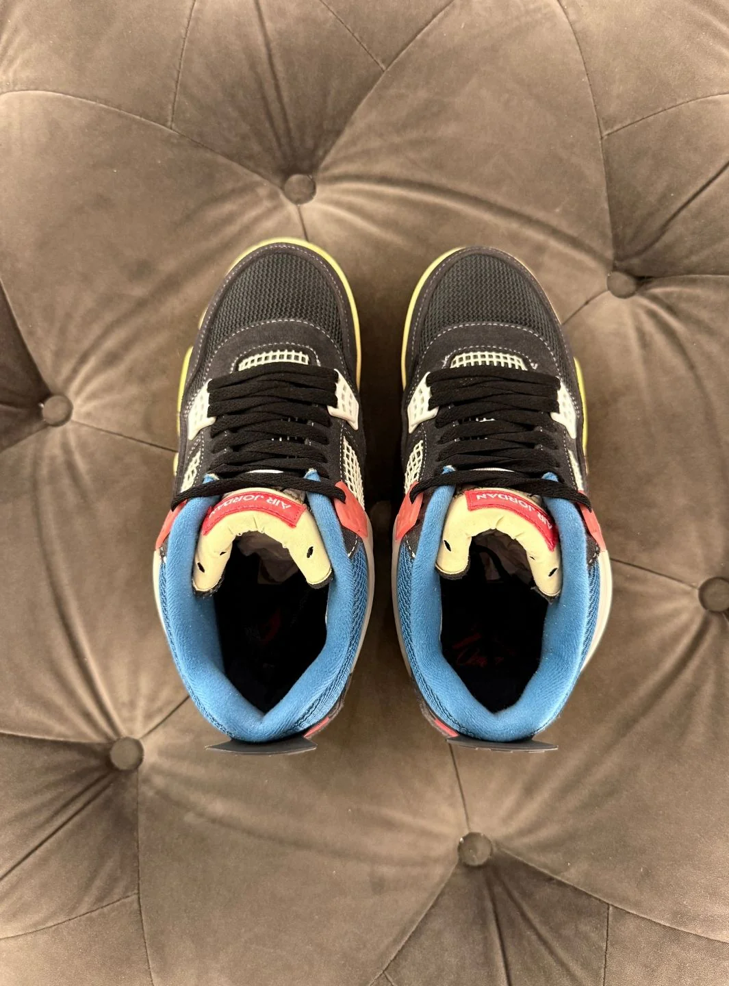 Air Jordan 4 Retro Union Off Noir - Usato 9/10 - Image 6
