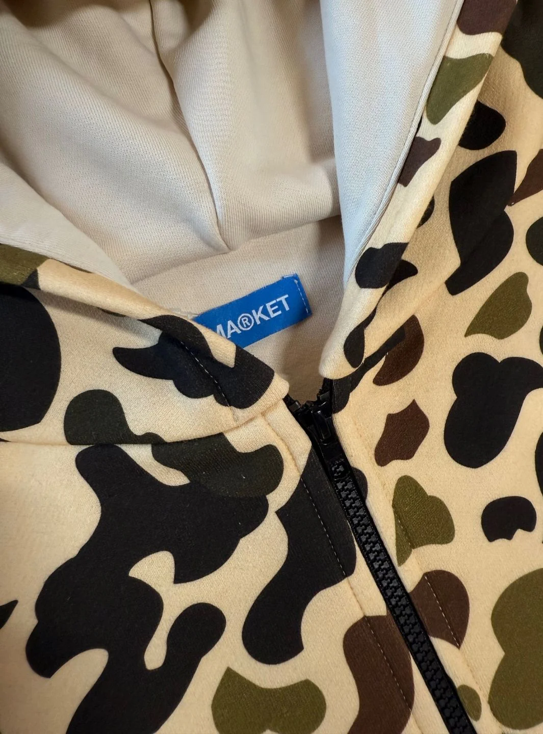 Market Studios Camo Zip Hoodie - Image 5