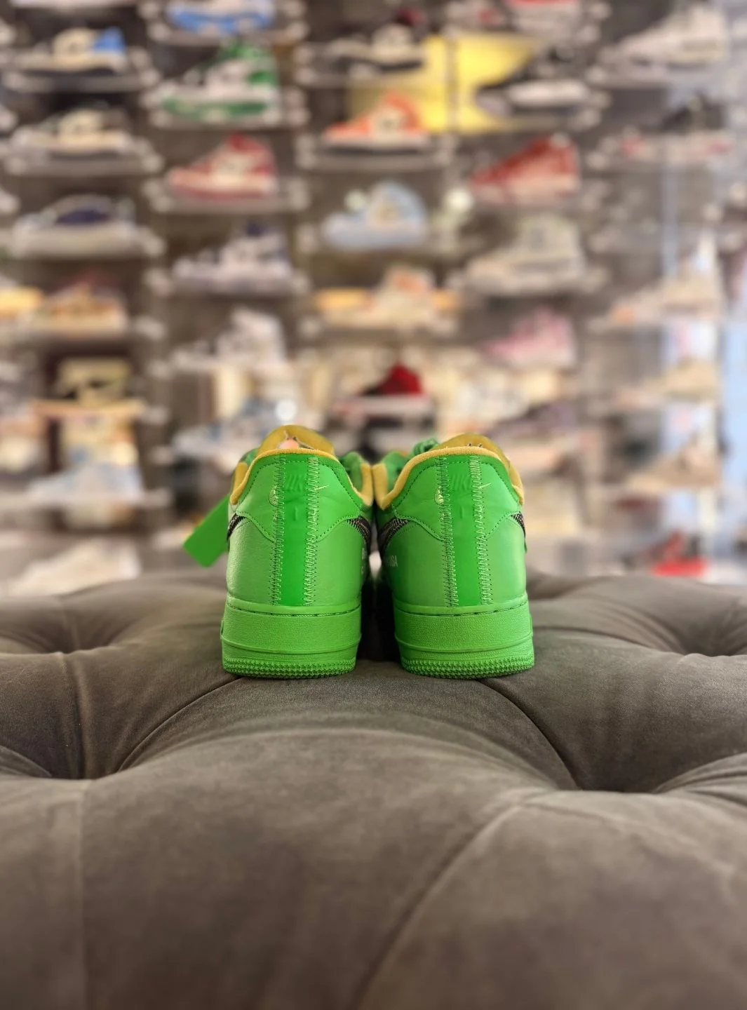 Nike Air Force 1 Low Off-White Brooklyn - Usato 9/10 - Image 4