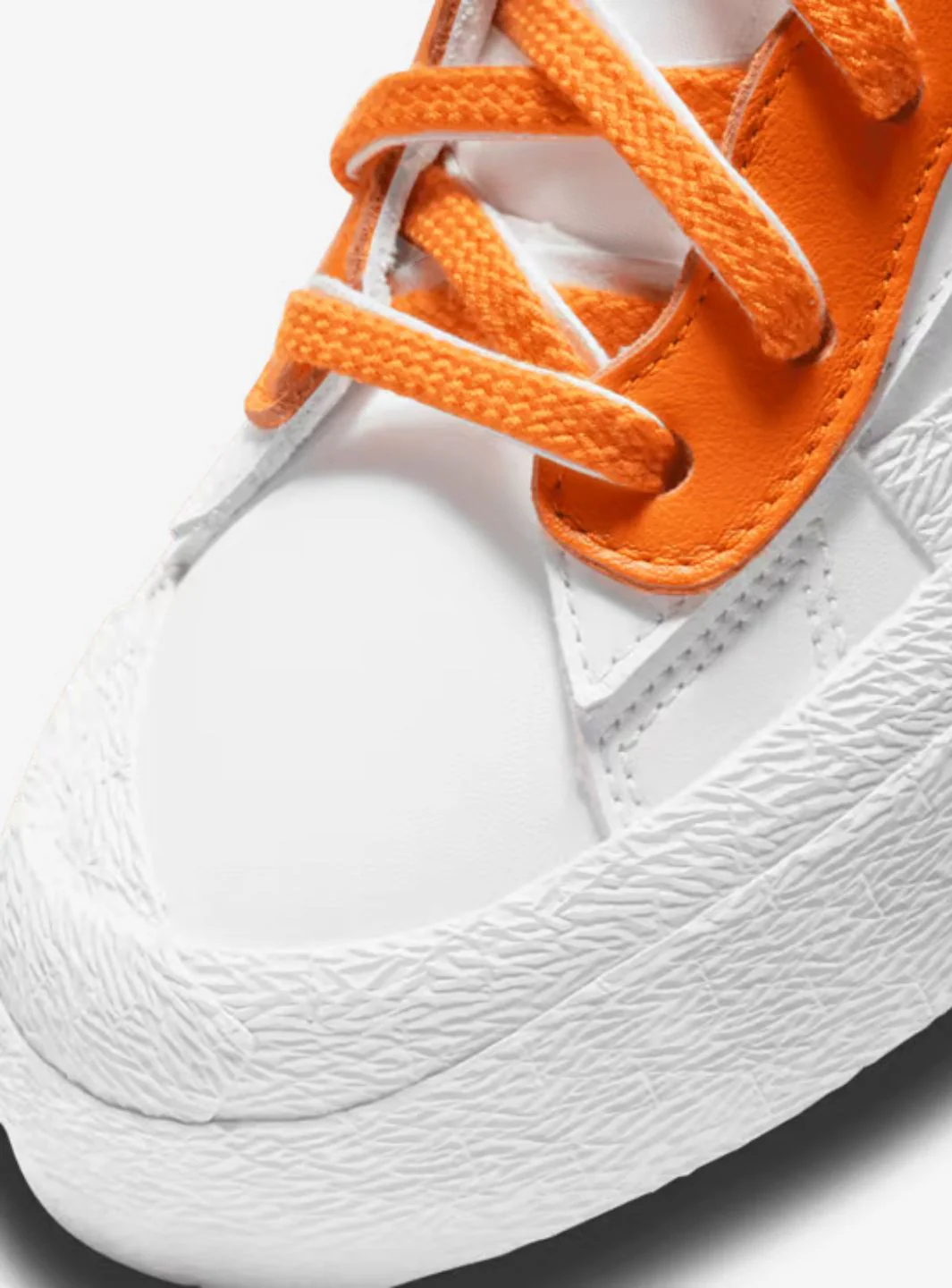 Nike Blazer Low Sacai White Magma Orange - Image 3