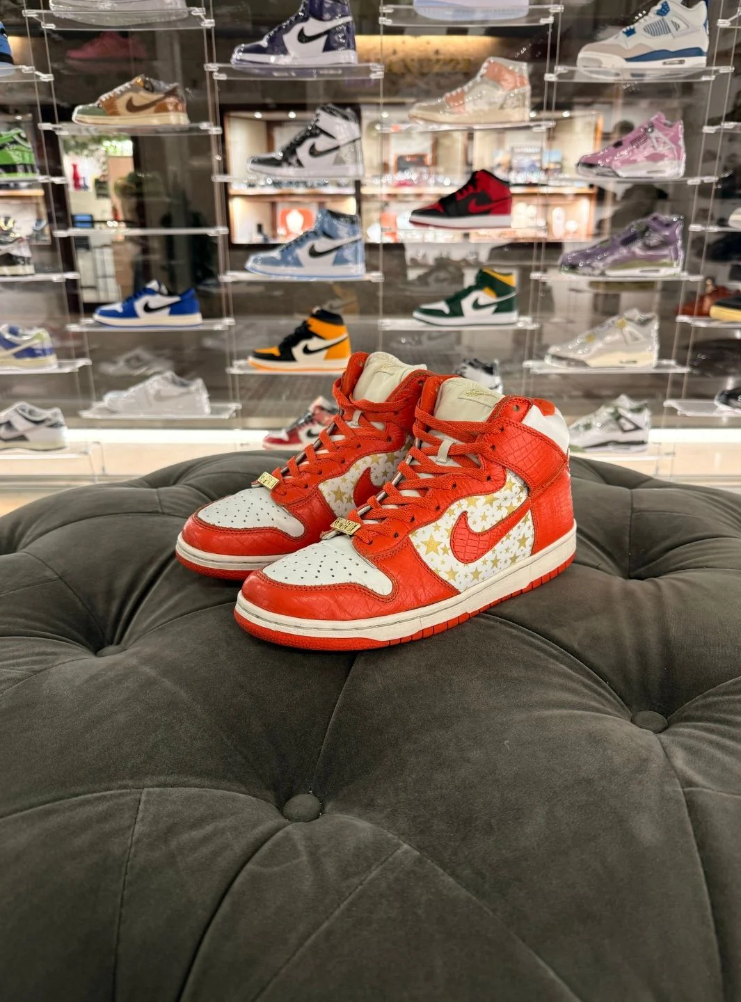 Nike Dunk High Pro SB Supreme Orange Stars - Usato 9/10 - Image 3
