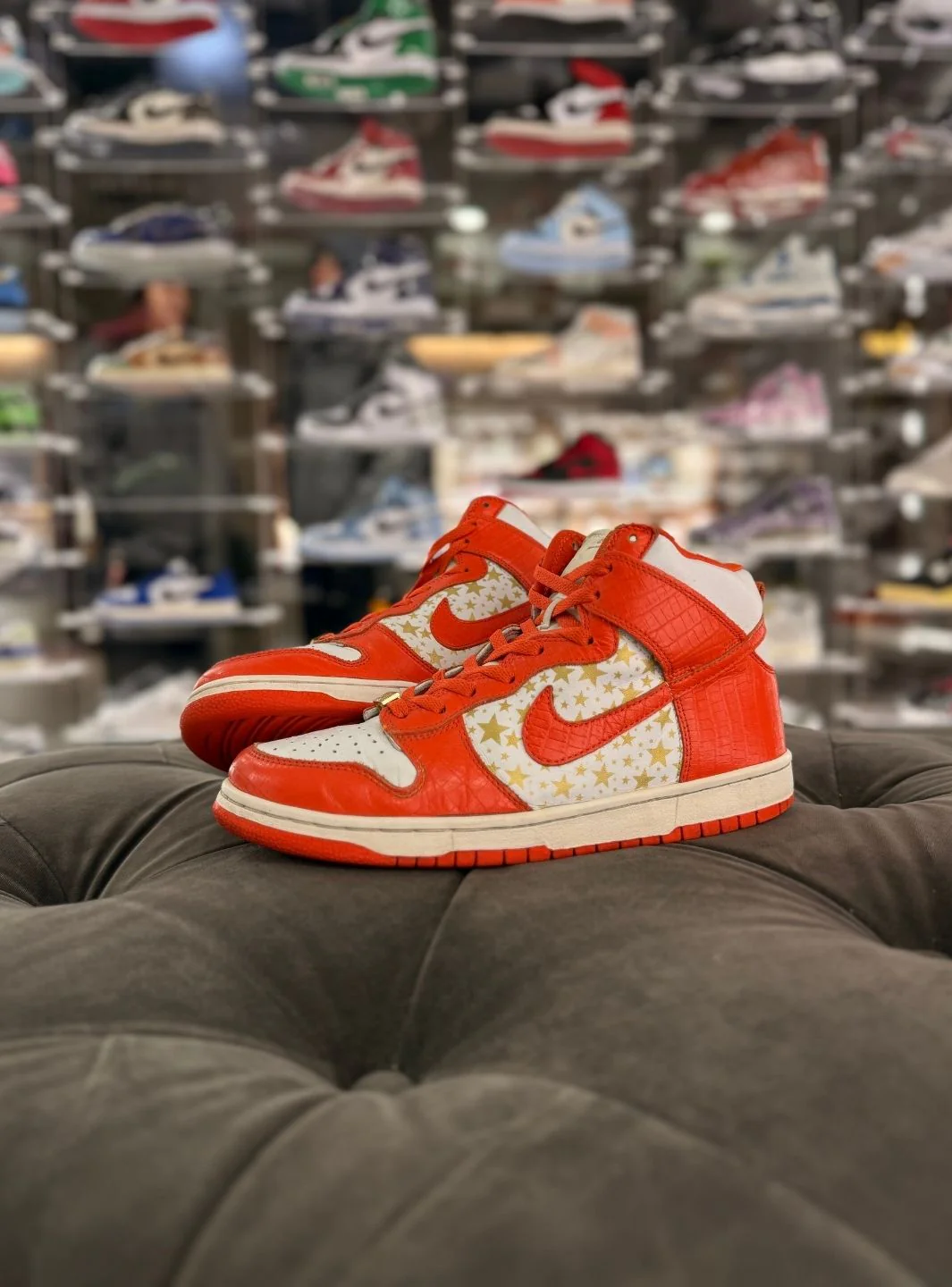 Nike Dunk High Pro SB Supreme Orange Stars - Usato 9/10 - Image 4