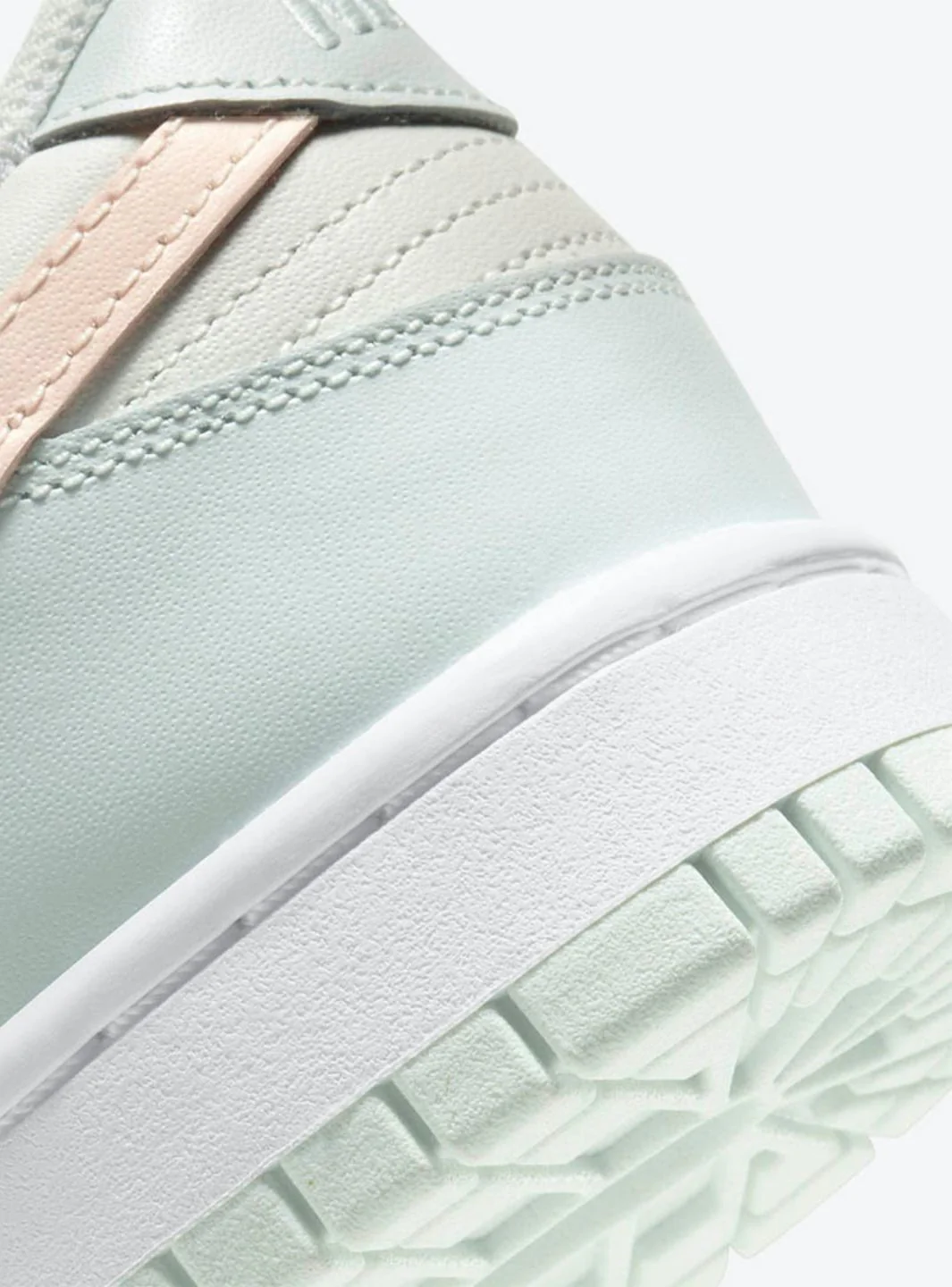Nike Dunk Low Barely Green - Image 5