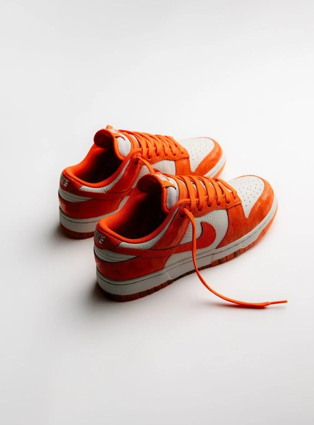 Nike Dunk Low Cracked Orange (W) - Image 9