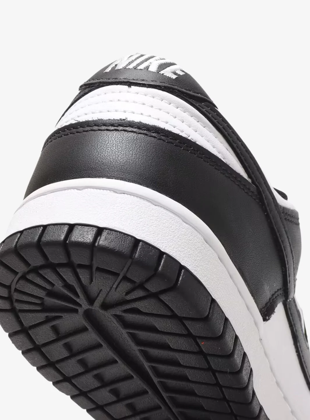 Nike Dunk Low Retro White Black Panda - Image 4