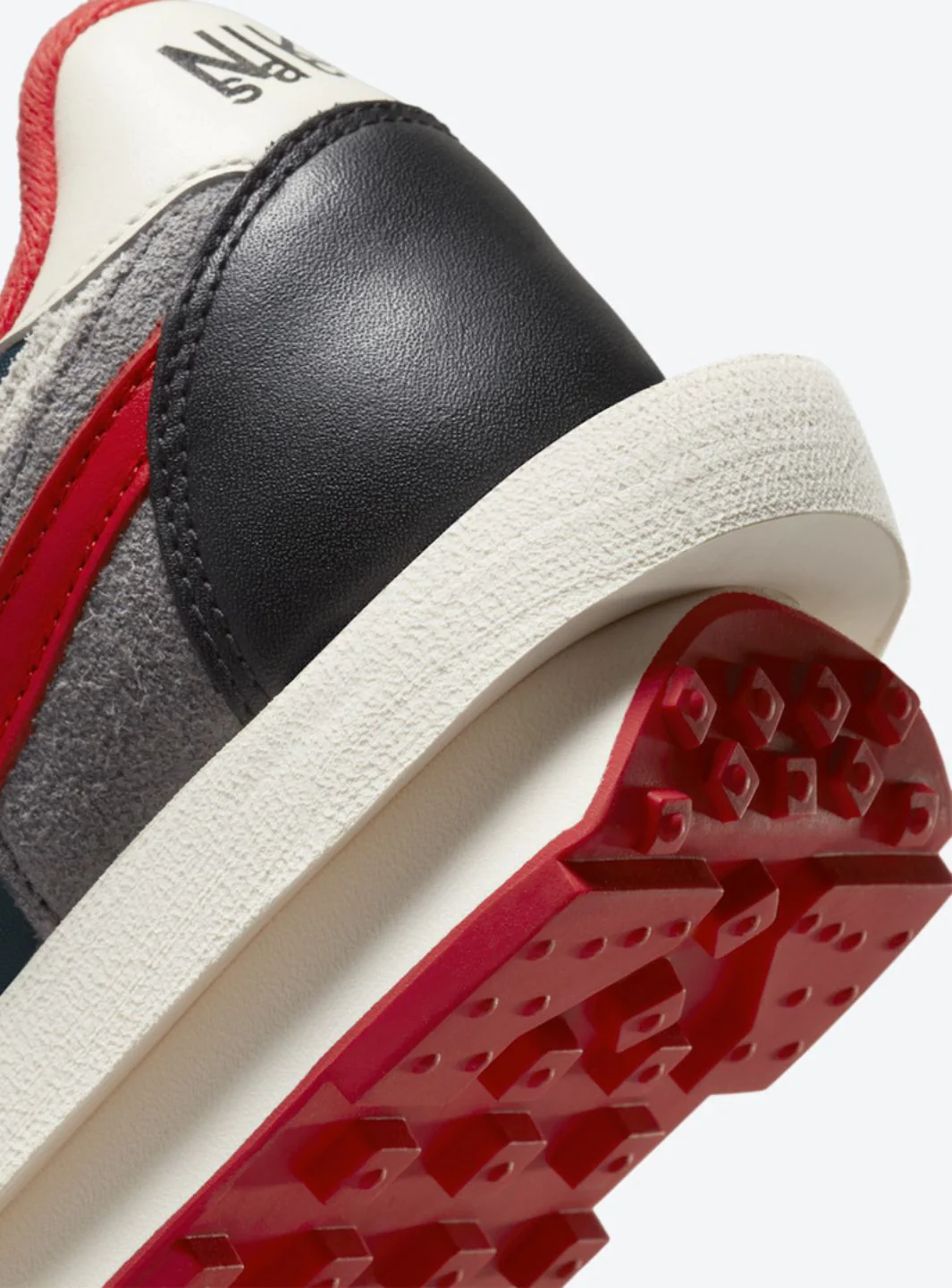 Nike LD Waffle Sacai Undercover Midnight Spruce University Red - Image 5