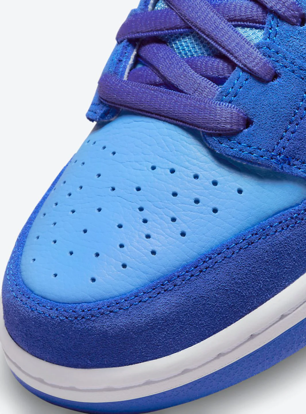 Nike SB Dunk Low Blue Raspberry - Image 3