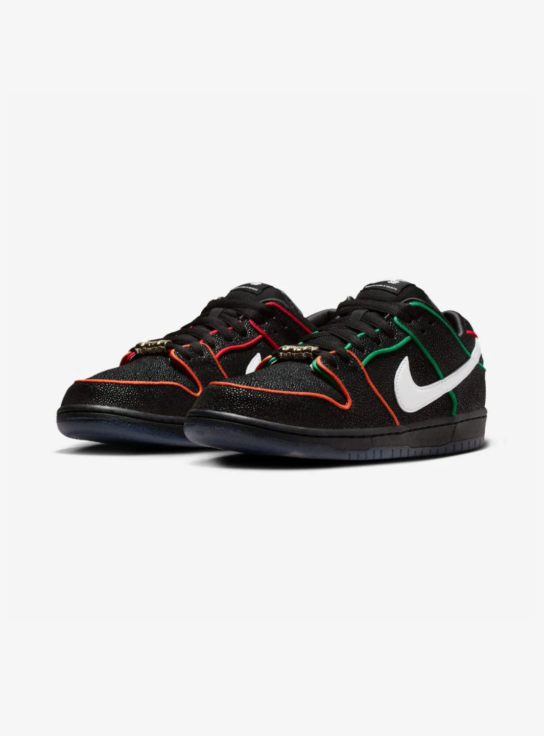 Nike SB Dunk Low Bronx Girls Skate - Image 2