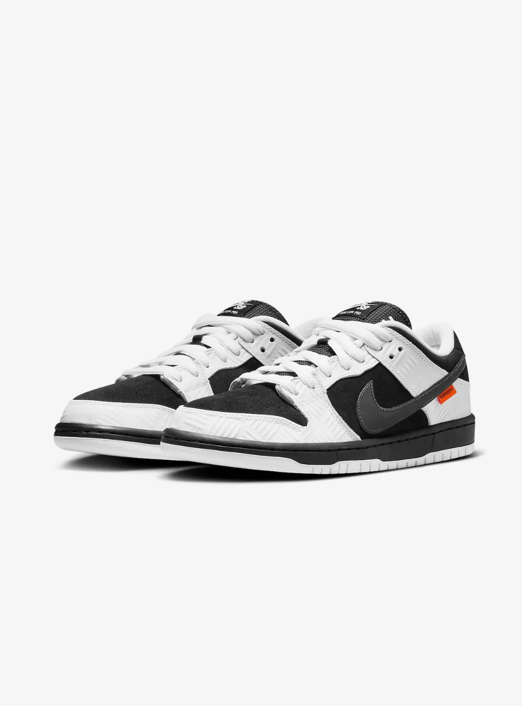 Nike SB Dunk Low TIGHTBOOTH - Image 2