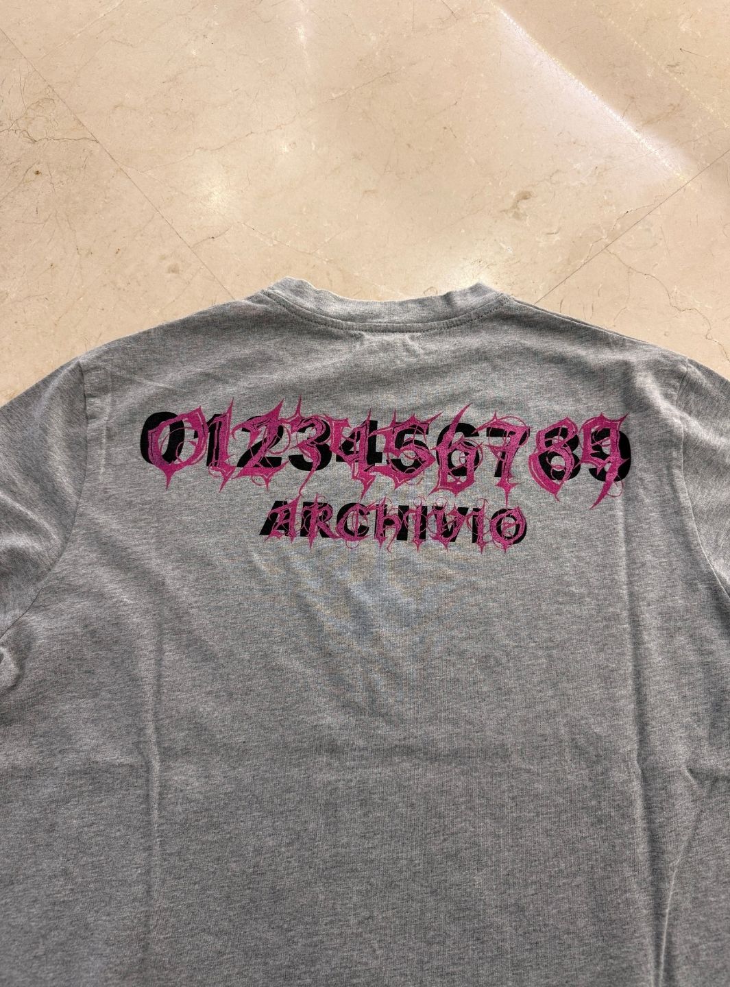 Numeri Archivio Longsleeve Grey Melange Fuchsia - Image 5