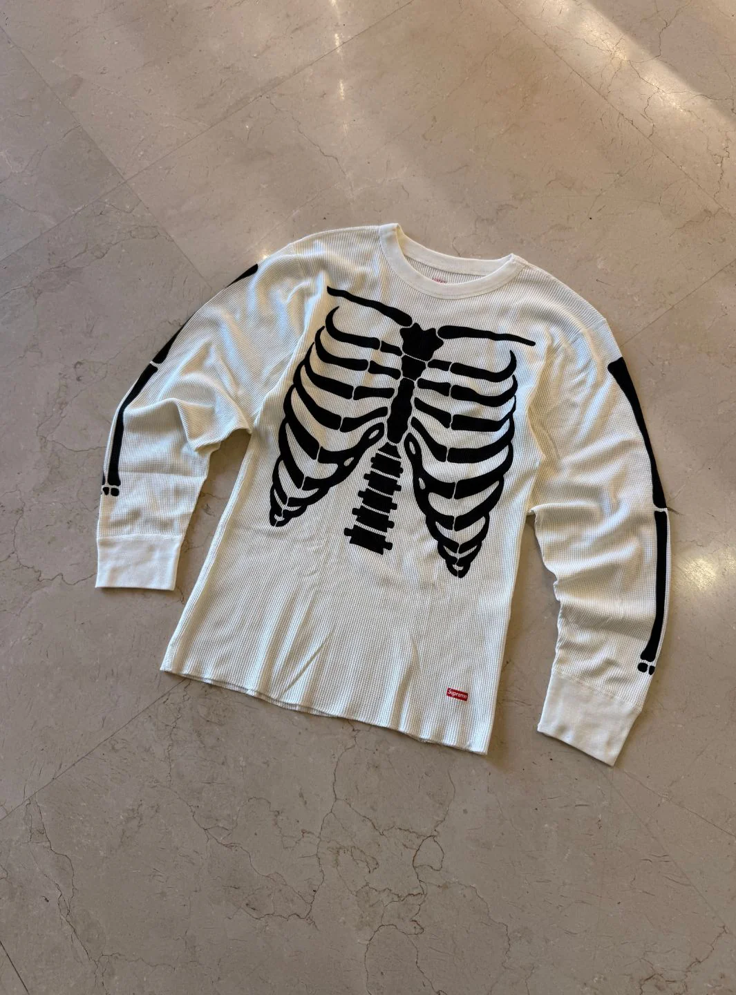 Supreme Hanes Bones Thermal Crew White (FW25) - Image 2